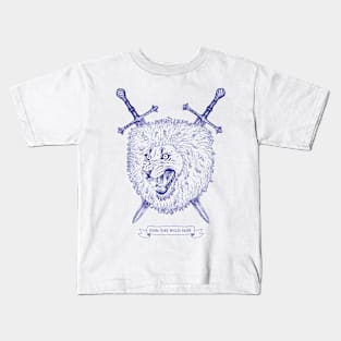 Medieval wild lion with swords Kids T-Shirt